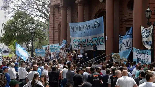 Ratner vaticinó “un fin de año con conflicto” si no se resuelve la cláusula gatillo