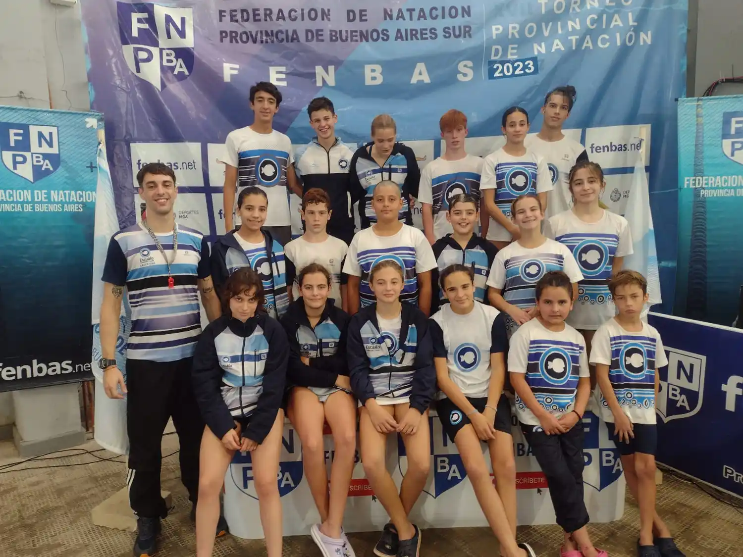 La delegación de Escualo que compitió en Miramar.