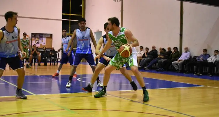 Náutico avanzó a semifinales y ahora va por el único invicto