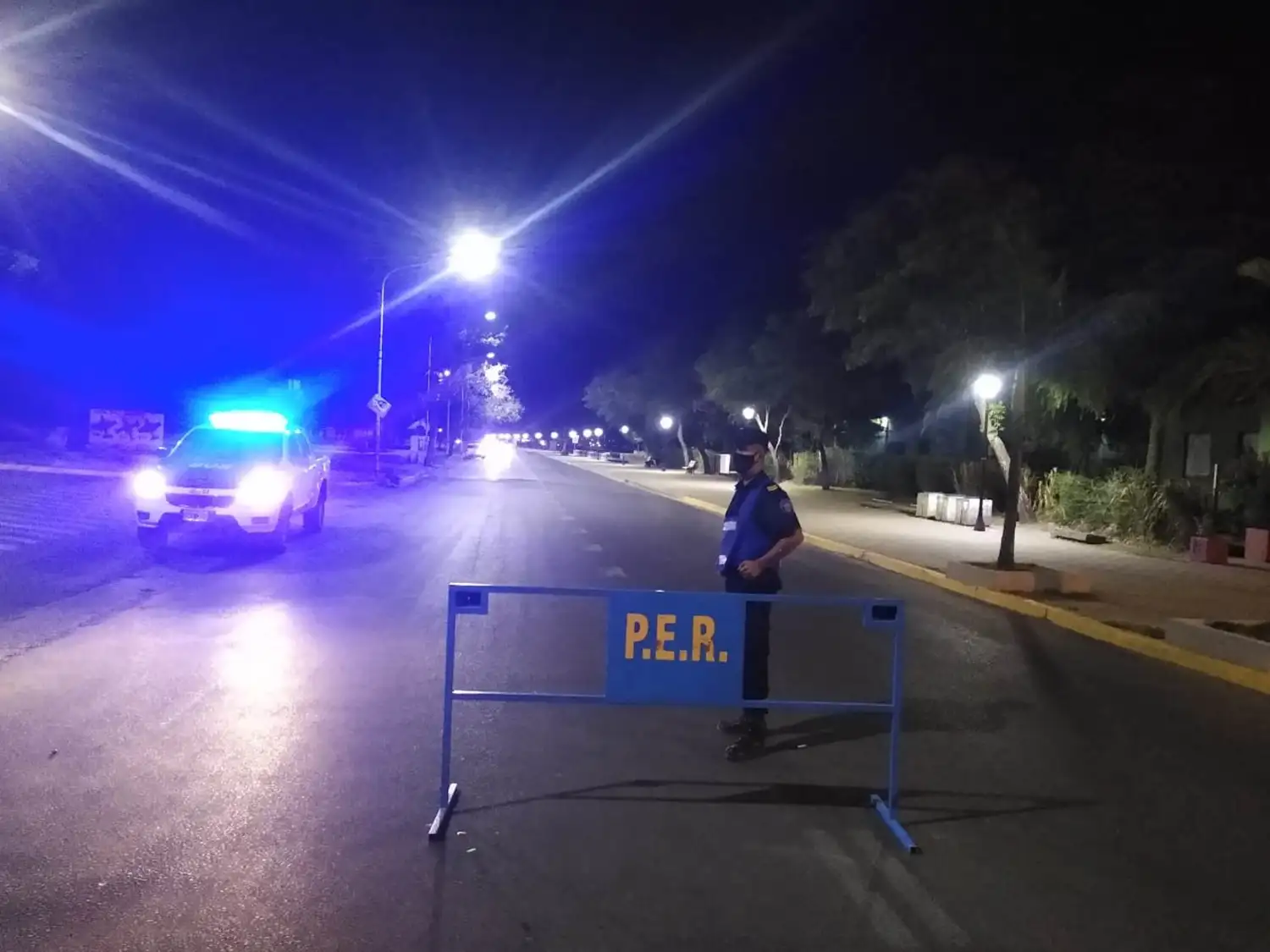 Disminuyó notablemente la circulación la primera noche de restricciones en Entre Ríos