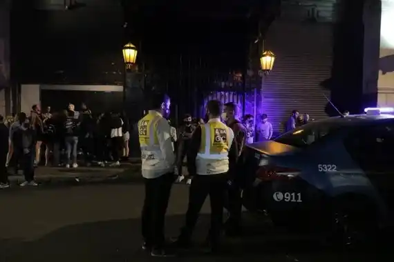 Clausuraron un boliche en San Telmo porque en su interior había más gente de la permitida
