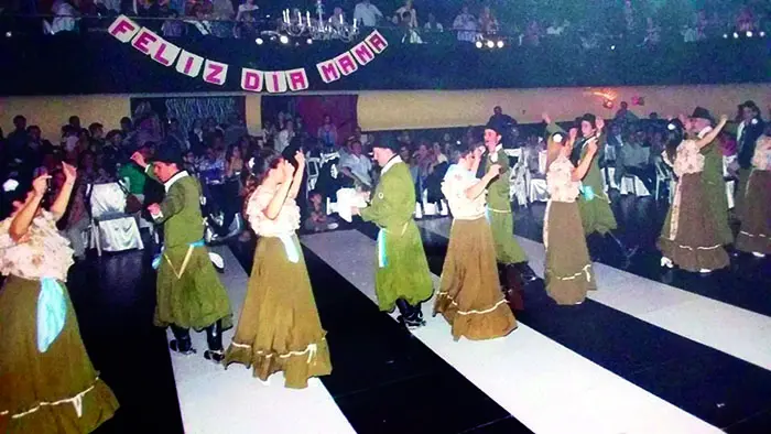 Un año sin  bailar folclore