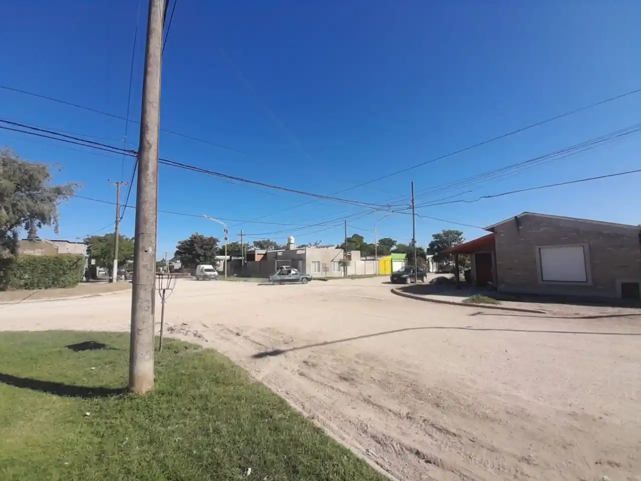 Buscaban a un menor y un mayor por una violenta agresión en Villa Italia