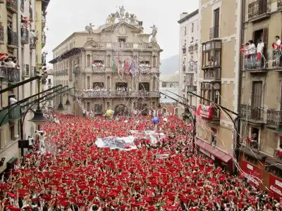 Comenzaron las fiestas de "San Fermín" en Pamplona