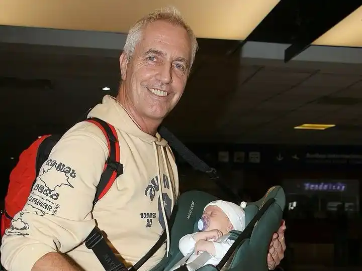 Vuelta a casa. La llegada de Marley con Milenka al aeropuerto.