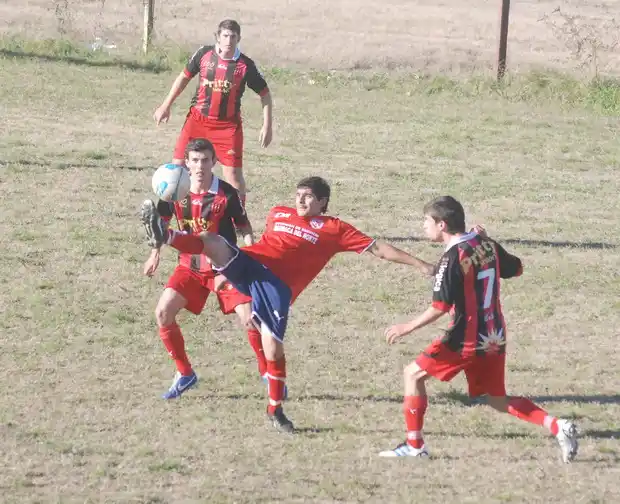Central Entrerriano e Independiente quedaron en deuda