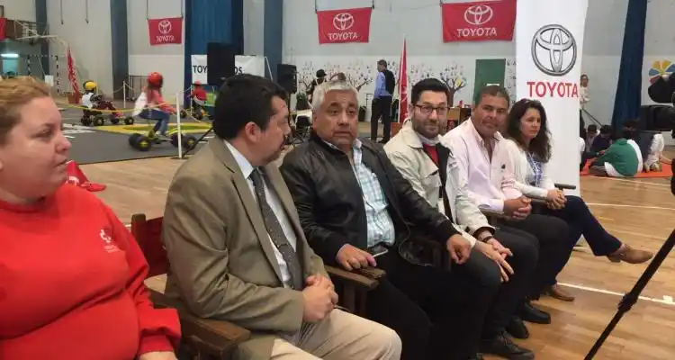 Municipio y Toyota destacaron la importancia del aprendizaje sobre seguridad vial en los chicos