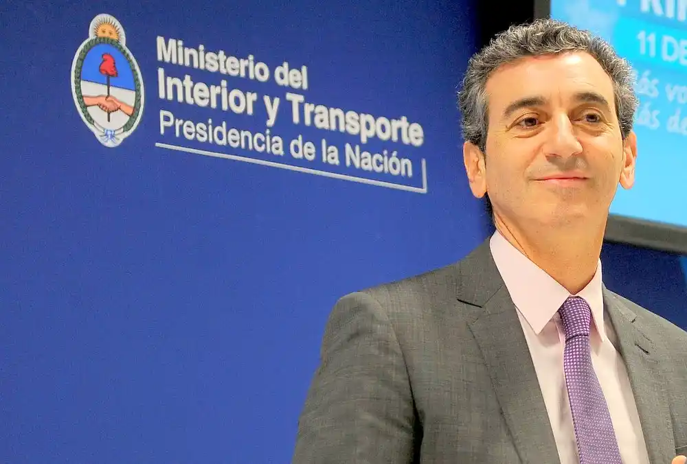 Randazzo se bajó porque "competir contra Zannini significaba competir contra Cristina"