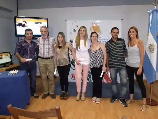 Egresaron 15 nuevos profesionales del Instituto de Enseñanza Superior Aula Satelital