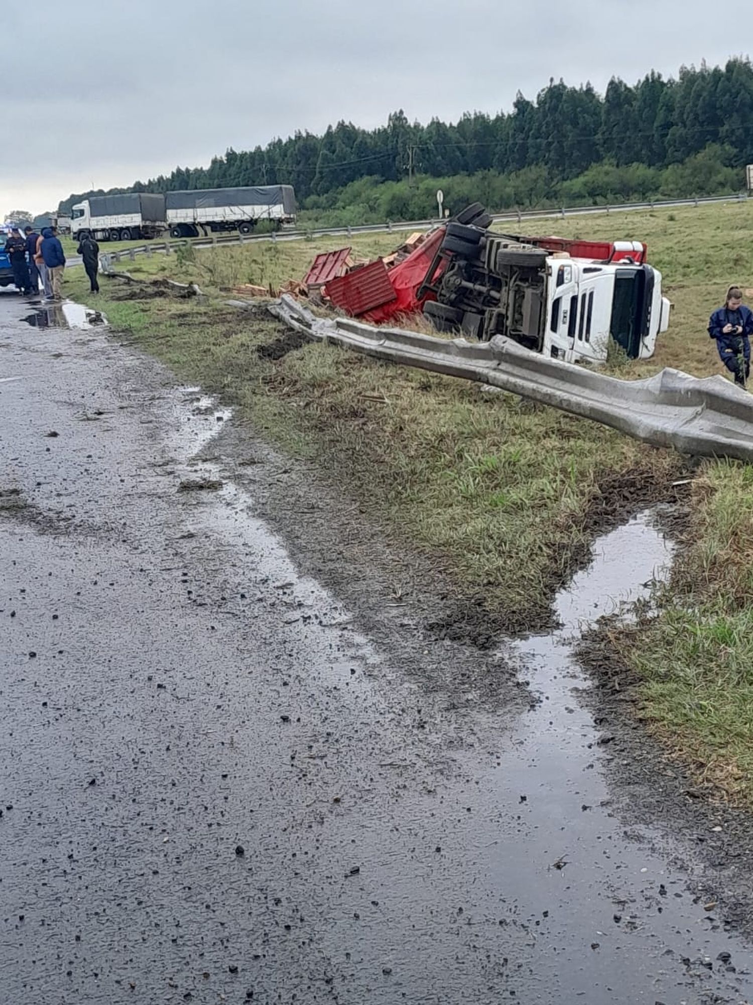 Despistó un camión en la autovía