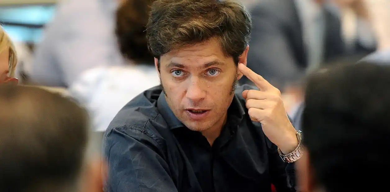 Kicillof: "Macri va por Aerolíneas"