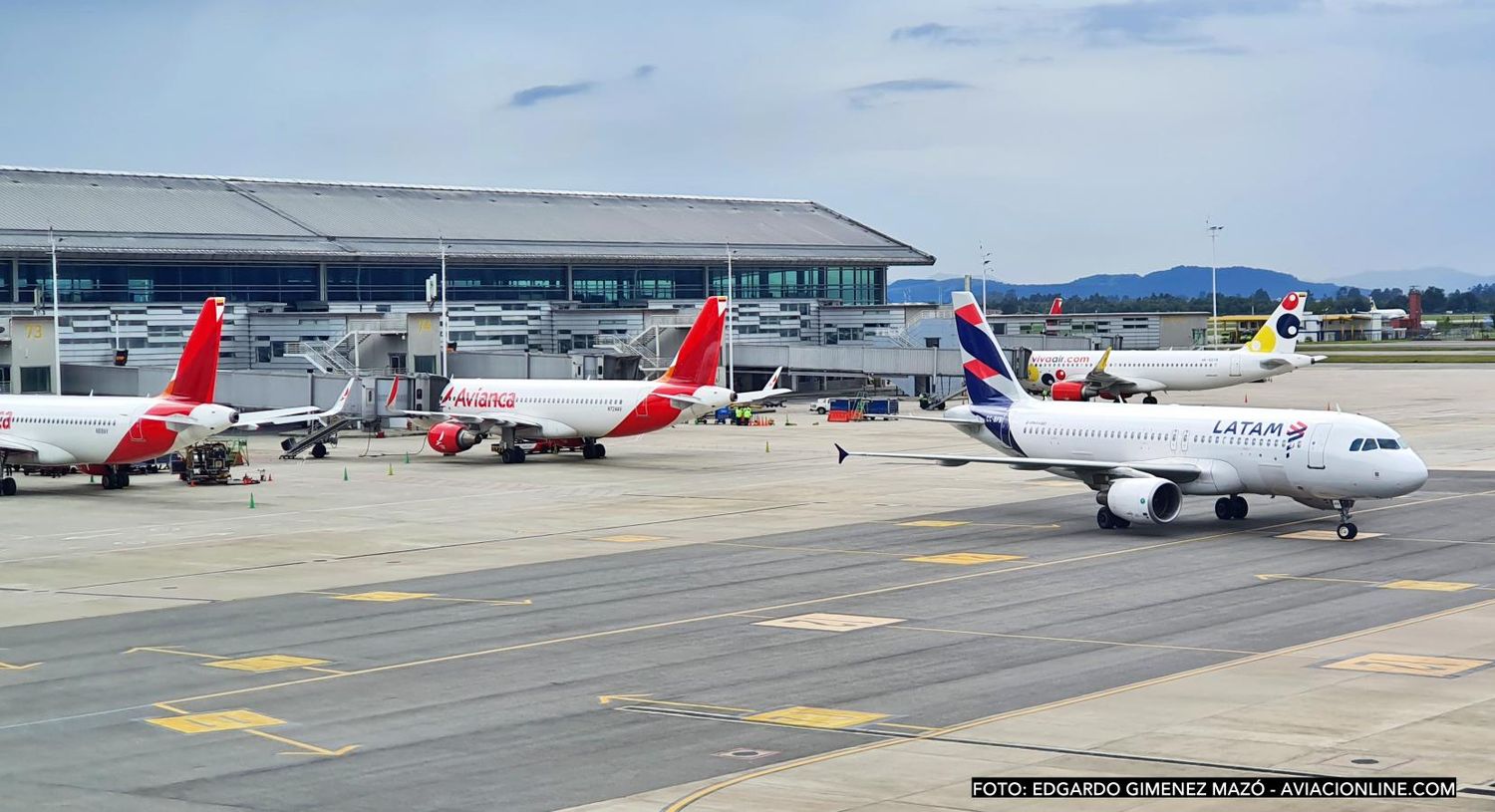 Disminución de pasajeros en Colombia: impacto del cierre de VIVA y Ultra Air