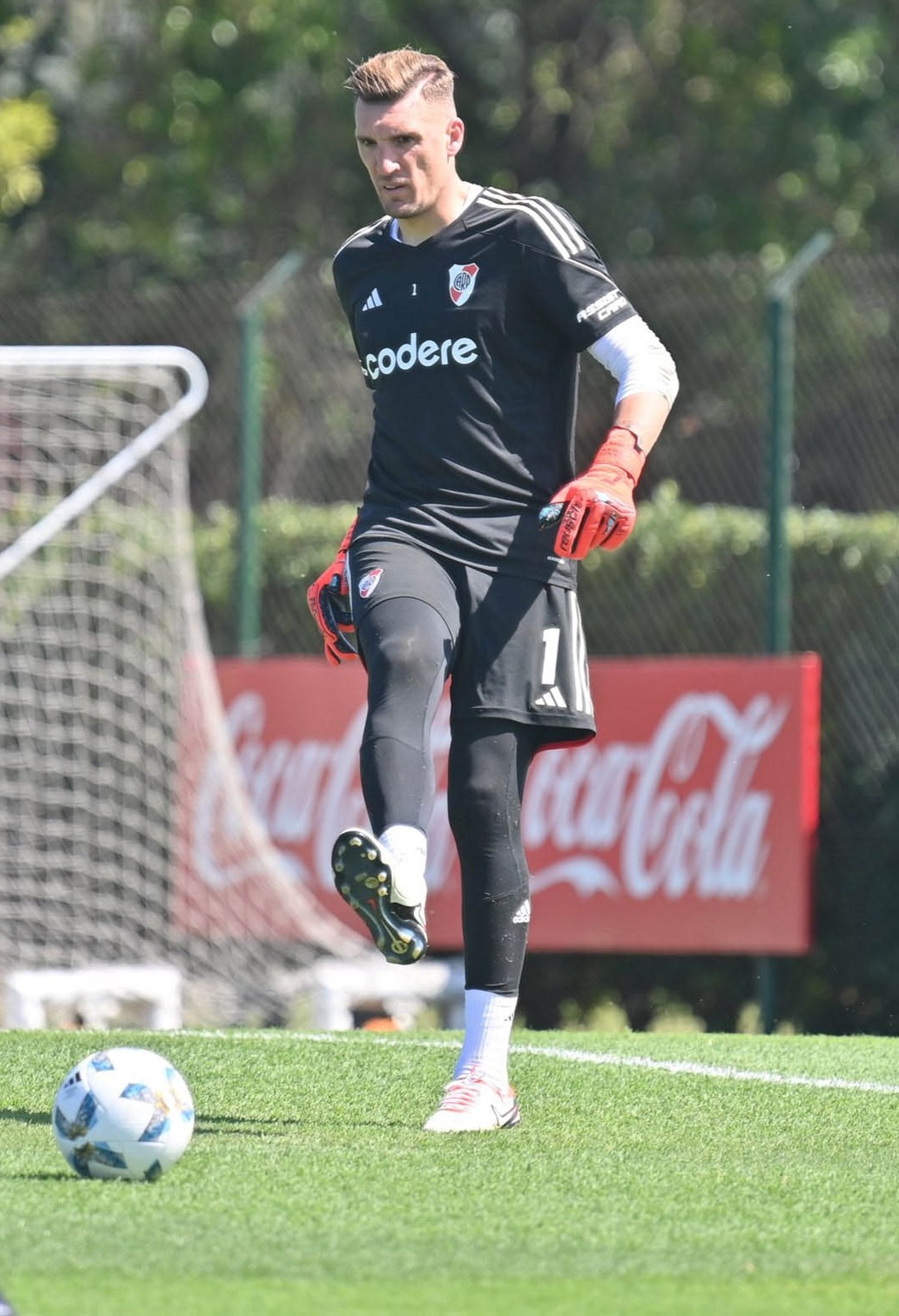 Franco Armani, arquero y capitán de River.