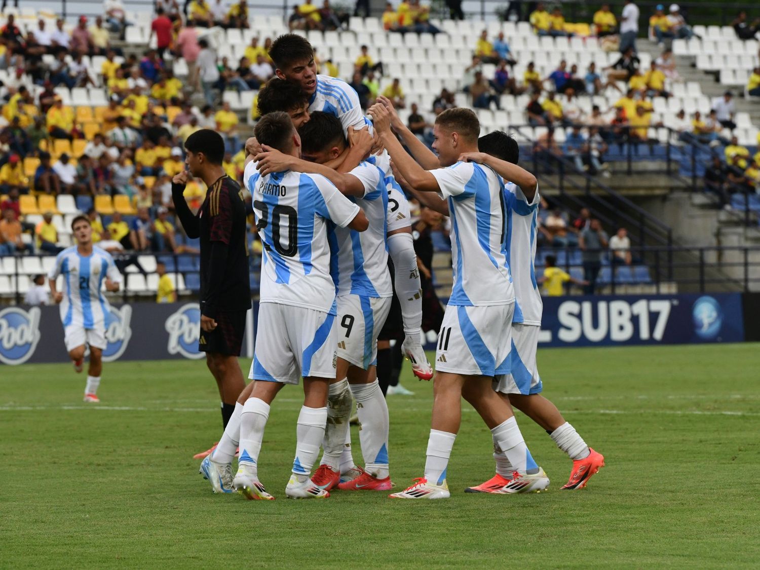 Argentina goleó a Perú