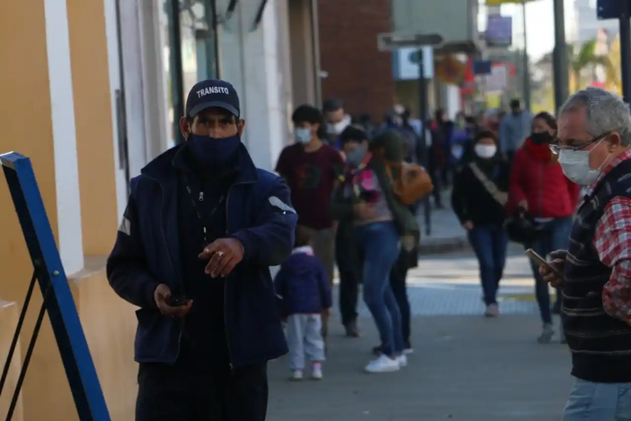 Un caso en estudio y 152 aislados en Gualeguaychú