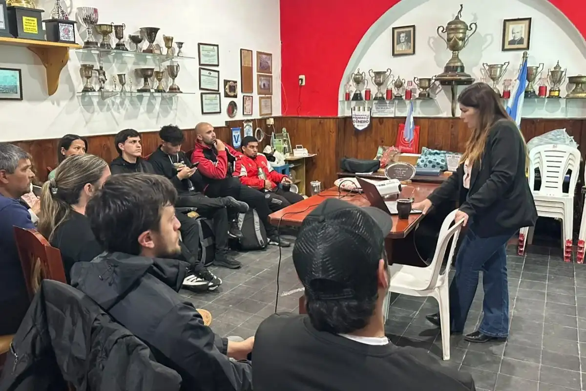 Desarrollaron una capacitación en protección de derechos de niños y adolescentes en el Club Black River