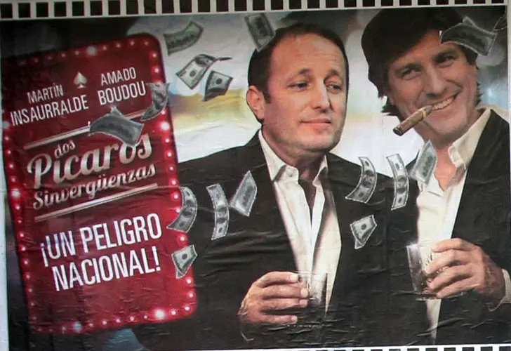 "Dos pícaros sin vergüenzas": Afiches contra Insaurralde y Boudou