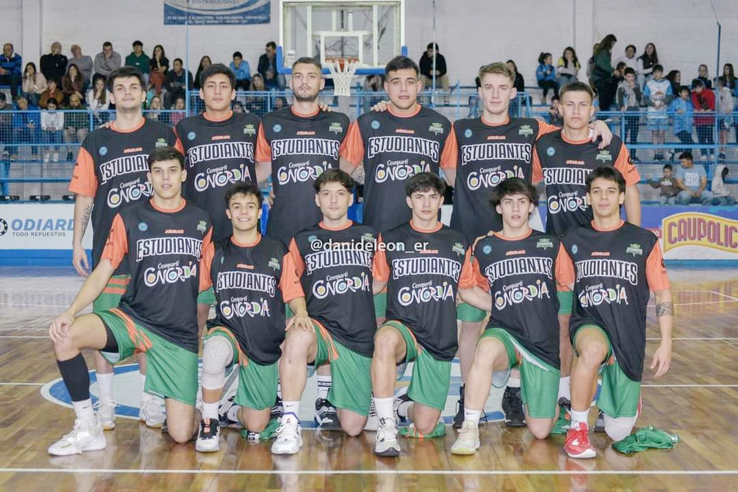 Estudiantes recibe a Regatas de Uruguay