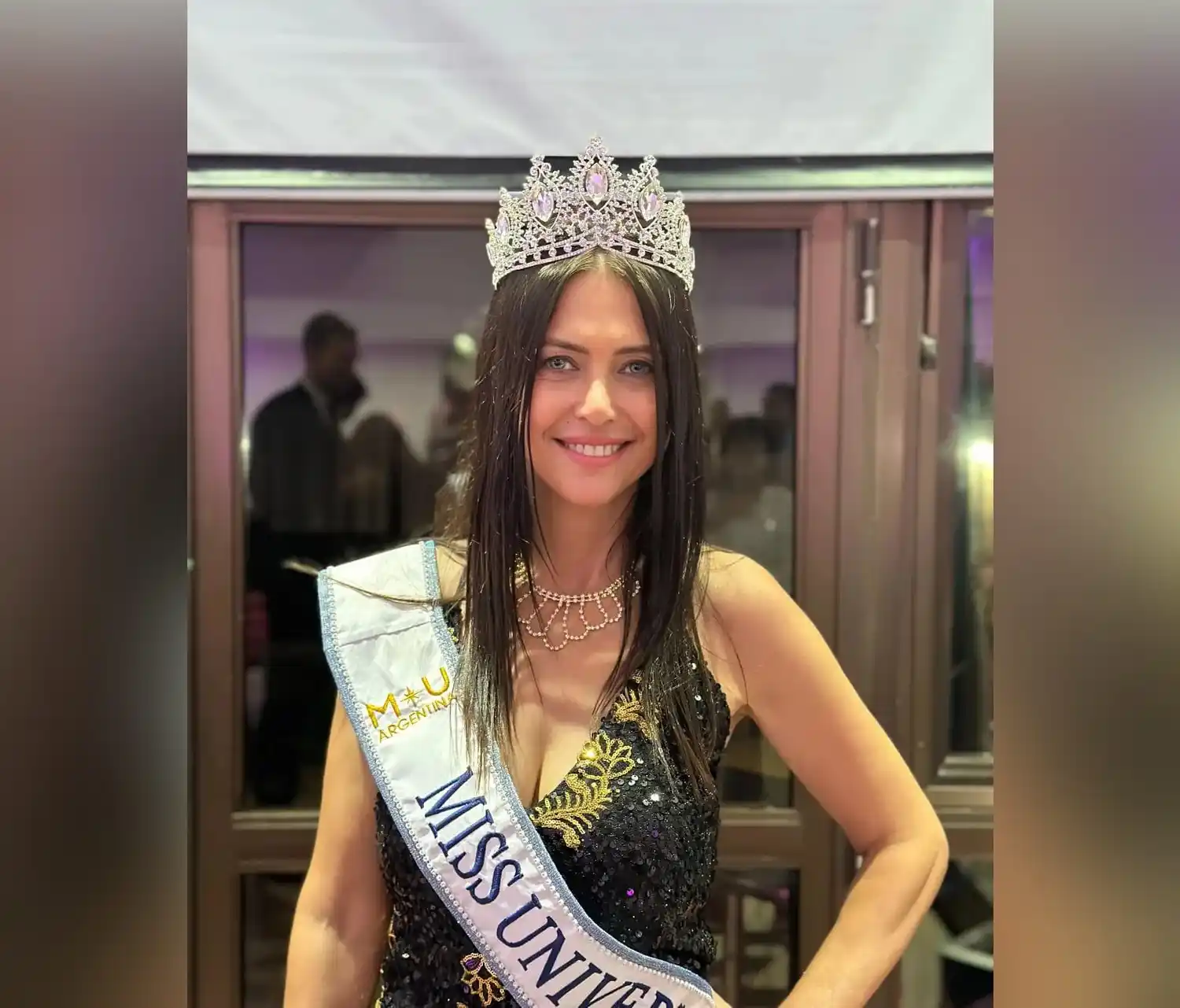 Alejandra Rodríguez tiene 60 años, es oriunda de Brandsen y se coronó Miss Buenos Aires