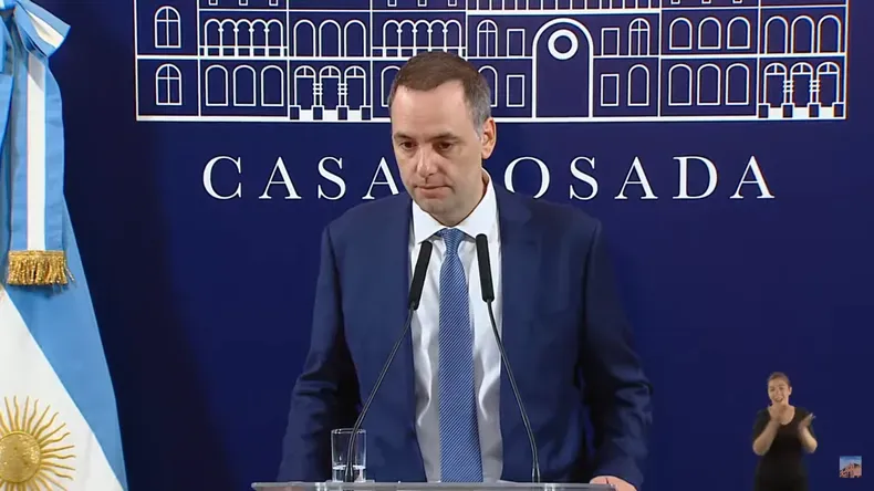 El Gobierno anunció el Servicio Militar Voluntario para jóvenes entre 18 y 28 años