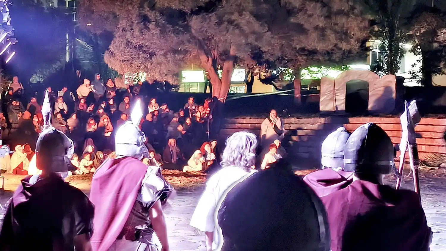 Una imponente. Puesta en escena en la Plaza de los Niños