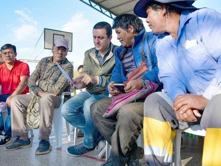 “Luego de prometer cosas irrealizables, el senador 
opositor de Formosa se olvidó del Oeste provincial”