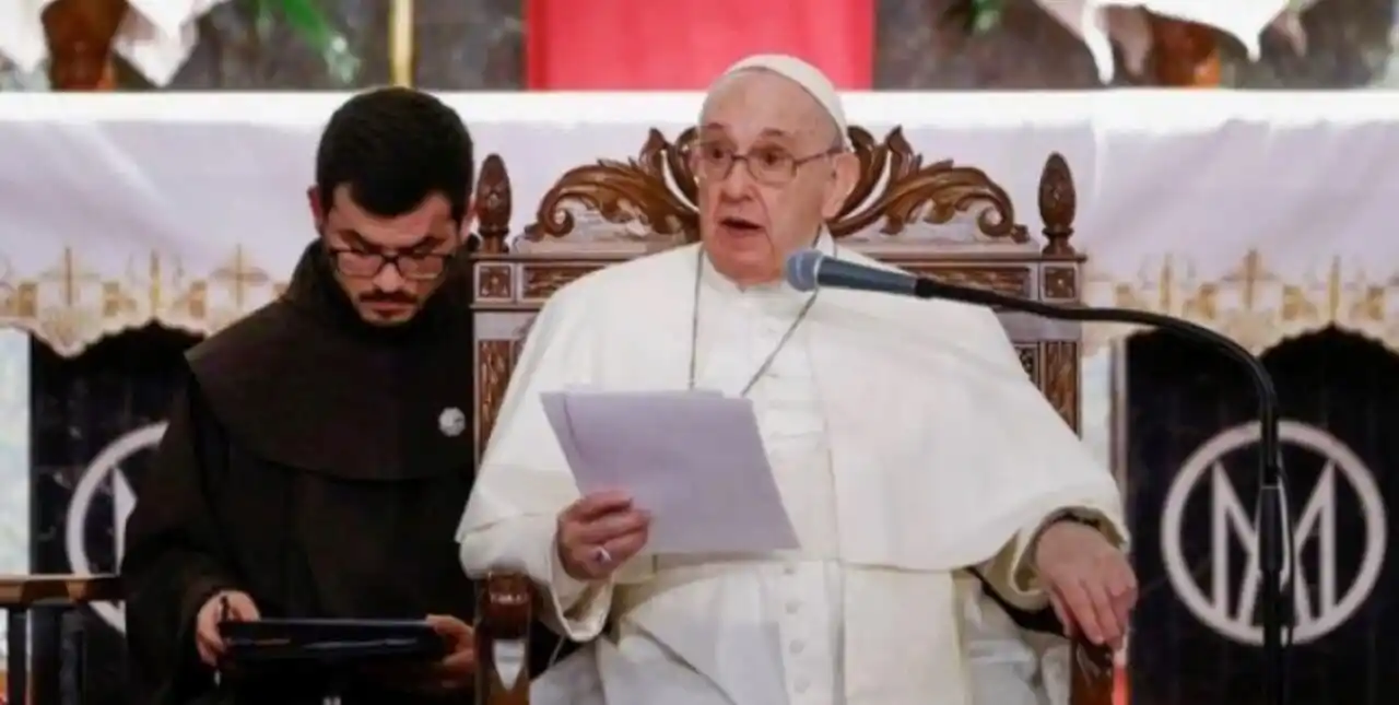El papa Francisco reapareció en la misa de la Vigilia Pascual