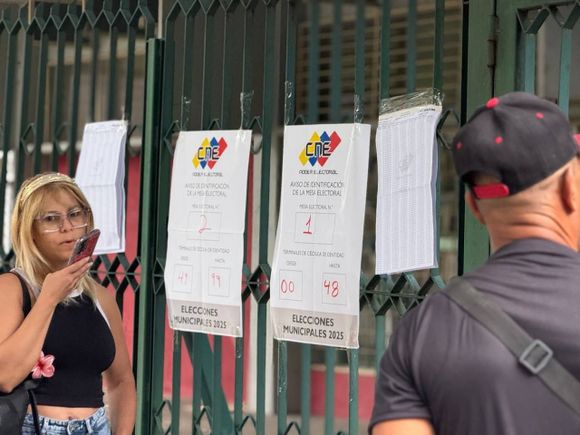 Así van las elecciones municipales: CNE activa bot para ubicar centros de votación