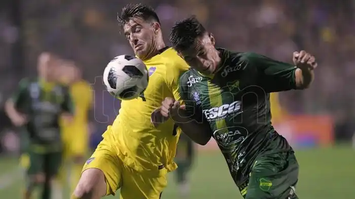 Defensa y Justicia le ganó a un flojo Boca de local