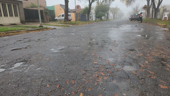 El deplorable estado de las calles en barrio Los Nogales | Crédito: RADIO RAFAELA - 4