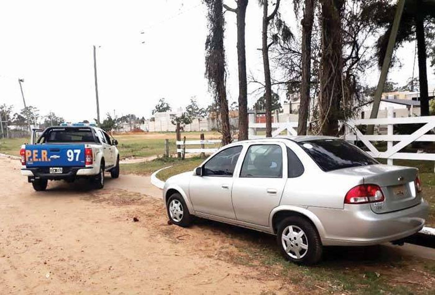 Apareció un vehículo abandonado, lo habían robado un día antes