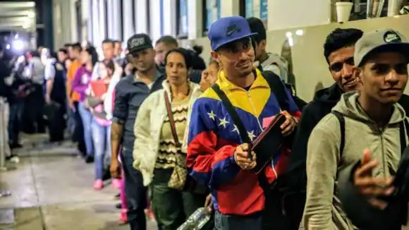 Promueven plan para mejorar condiciones de MIGRANTES VENEZOLANOS EN PERÚ