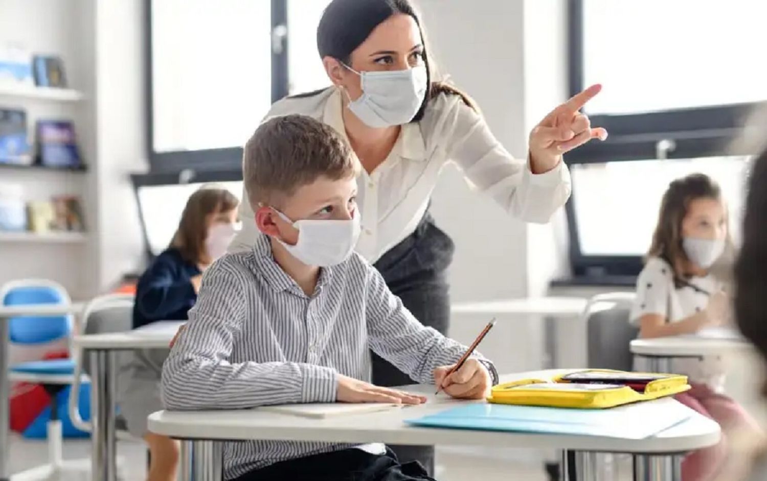 Una hora más de clases en Entre Ríos: cómo planea implementarlo el CGE