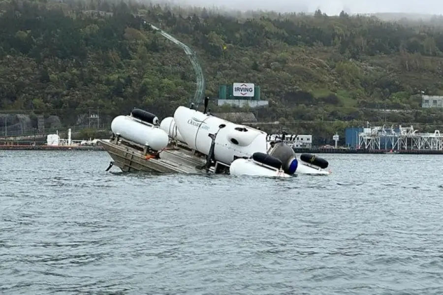 Quiénes son los turistas que desaparecieron en el submarino para ver los restos del Titanic