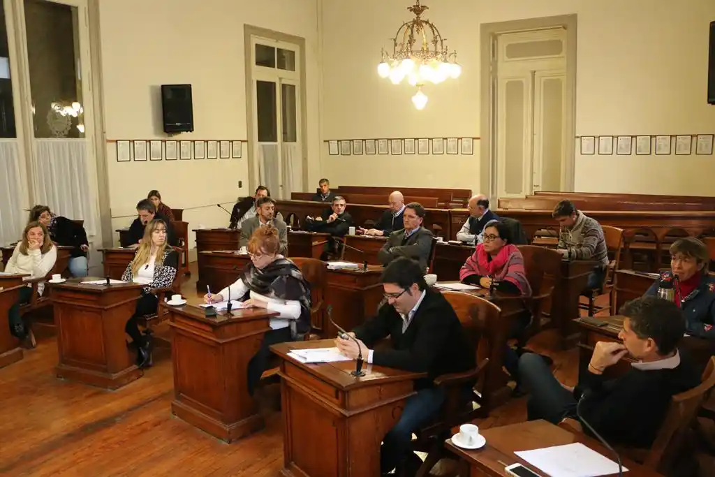 Piden que el delegado del Defensor del Pueblo mantenga su independencia