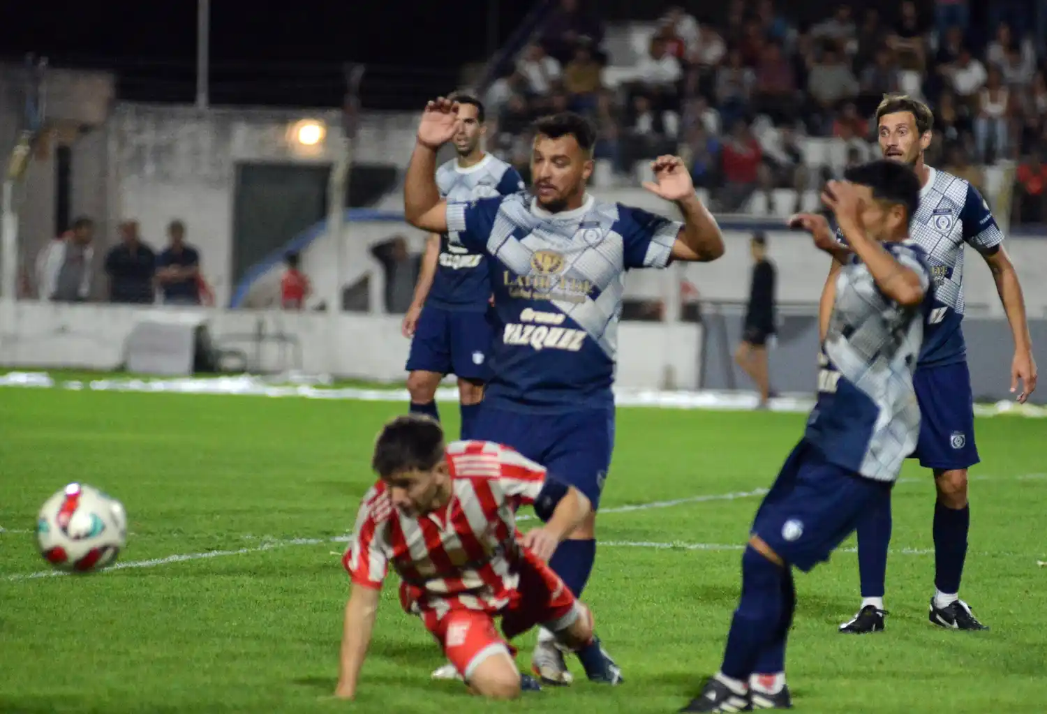 Atlético y Grupo definieron el título del año pasado, con victoria ayacuchense.