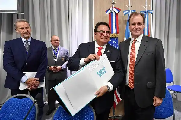 El Gobernador encabezó la apertura de una misión inversa con EEUU