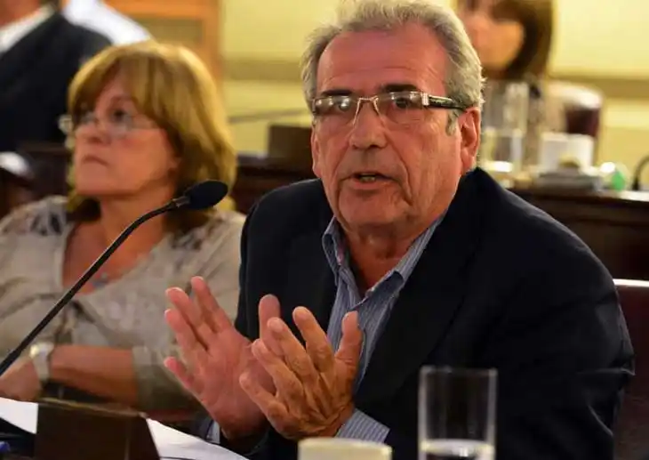 El PJ Santa Fe presentó una lista de unidad