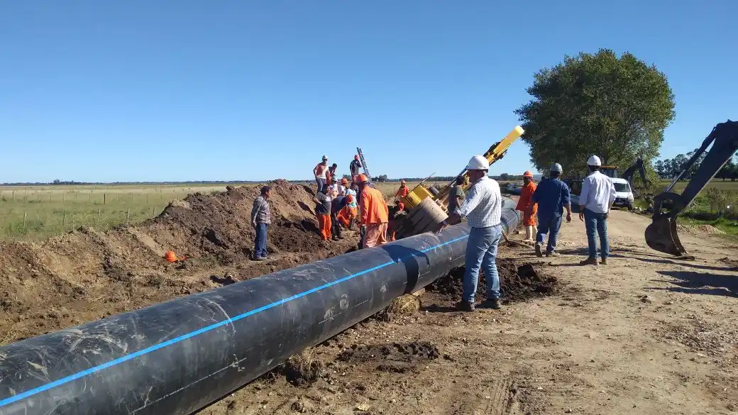 Un obrero murió aplastado cuando una retroexcavadora trabajaba en una obra en ruta 2