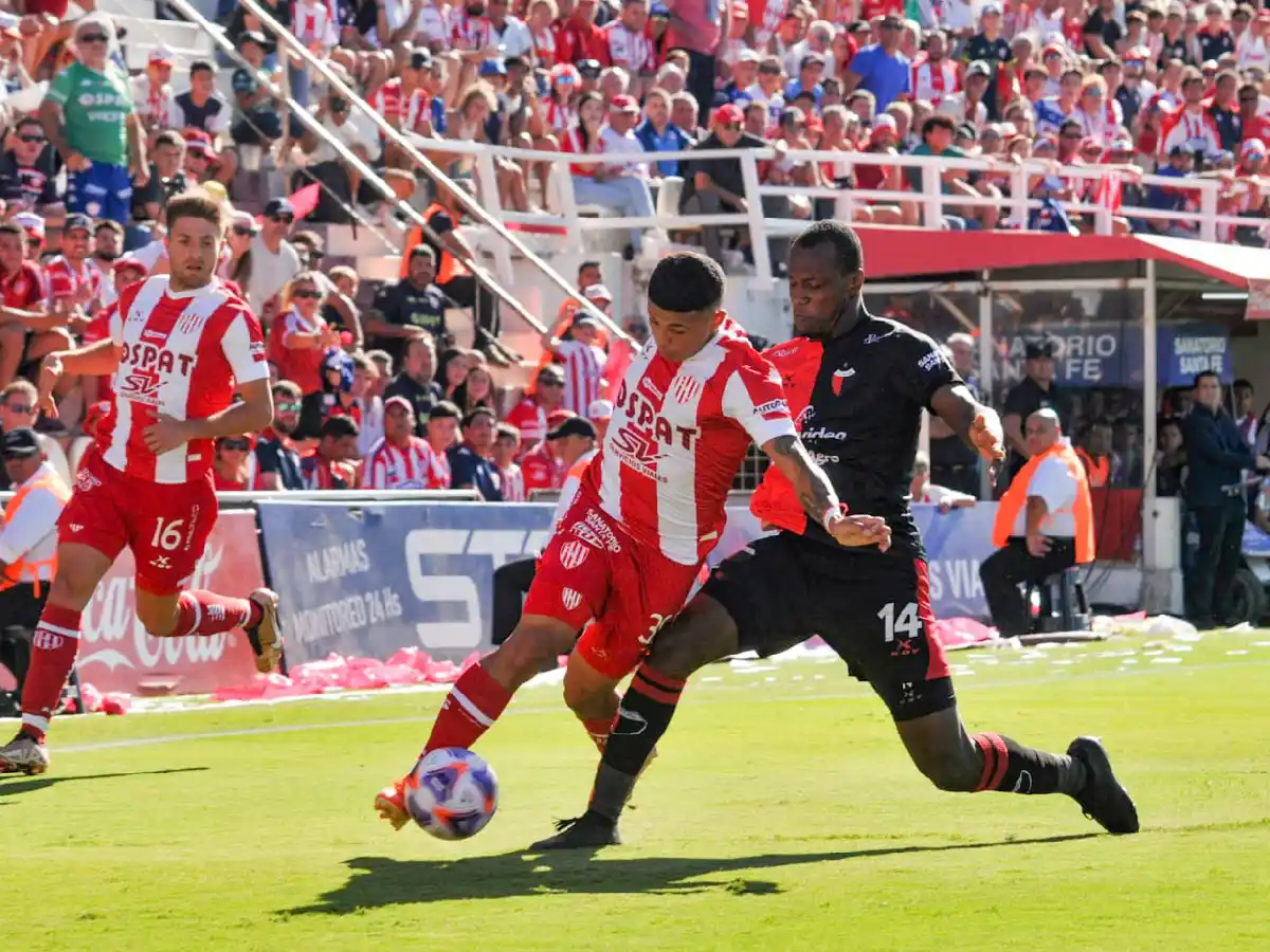 El clásico santafesino terminó igualado