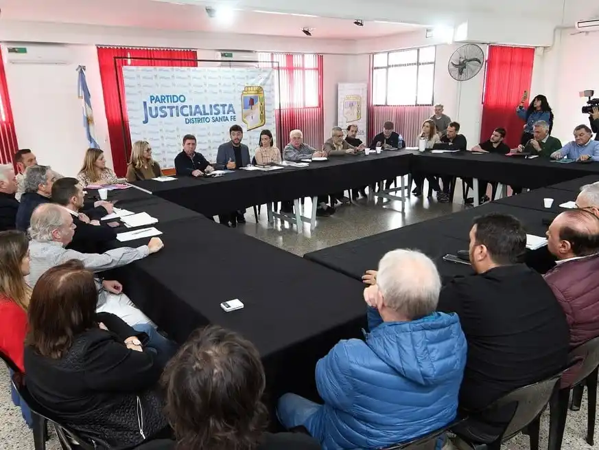 El peronismo inició una ronda de consultas con distintos sectores sociales. Crédito: Guillermo Di Salvatore.