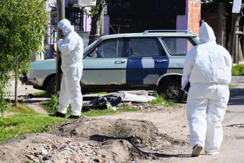 Crimen en zona noroeste: asesinaron a balazos a una mujer e hirieron a su hijo de 10 años