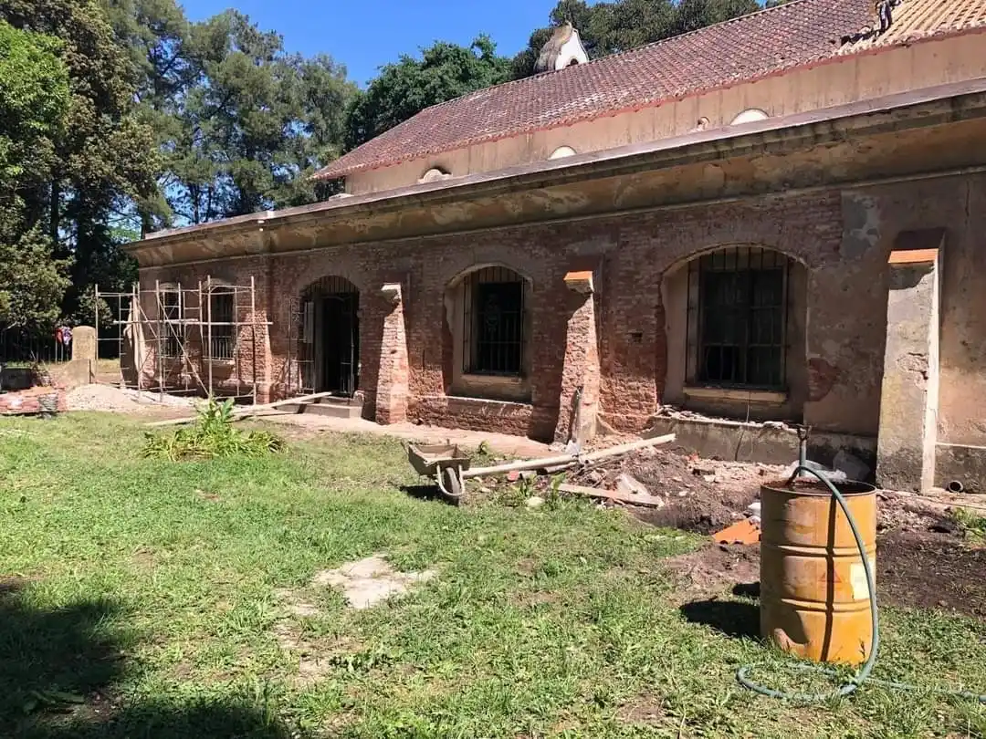 Avances en las Obras del Monasterio de Gándara: Preparativos para una nueva jornada de trabajo
