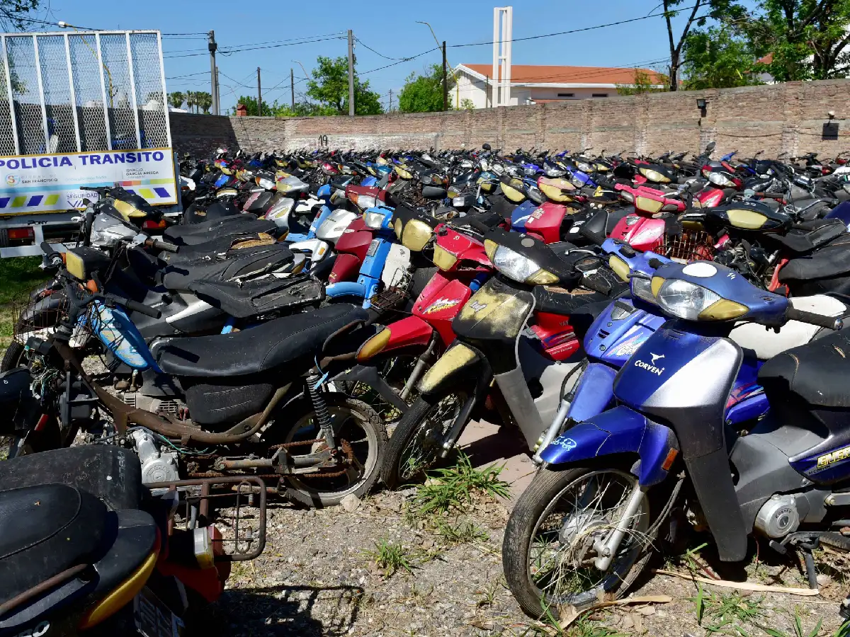 El municipio rematará cerca de  cien vehículos retenidos años atrás