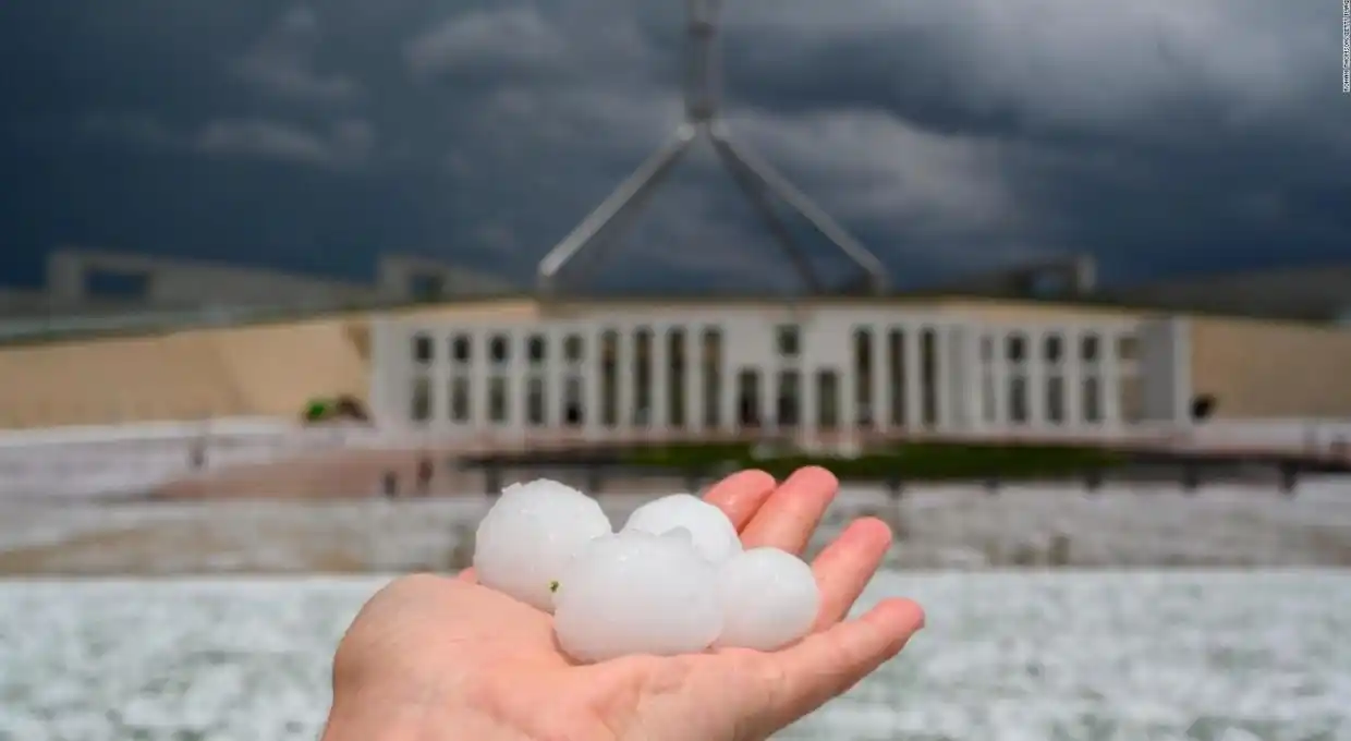 Australia: tras los incendios, llegó el granizo