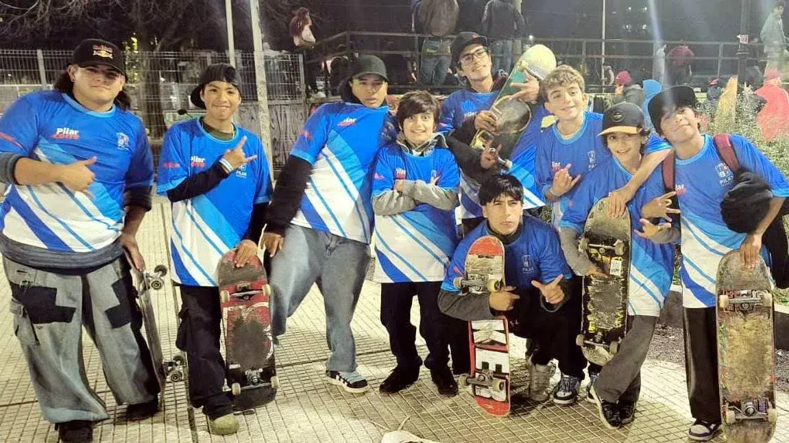 La delegación pilarense de Skate, presente en Monte Grande.