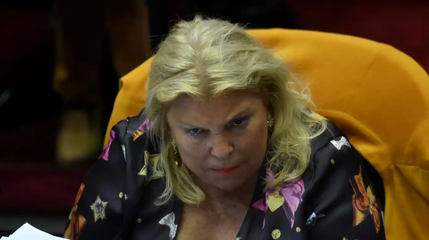 Tras la aparición pública de Cristina, Carrió estalló contra los argentinos: "Les gusta votar ladrones"