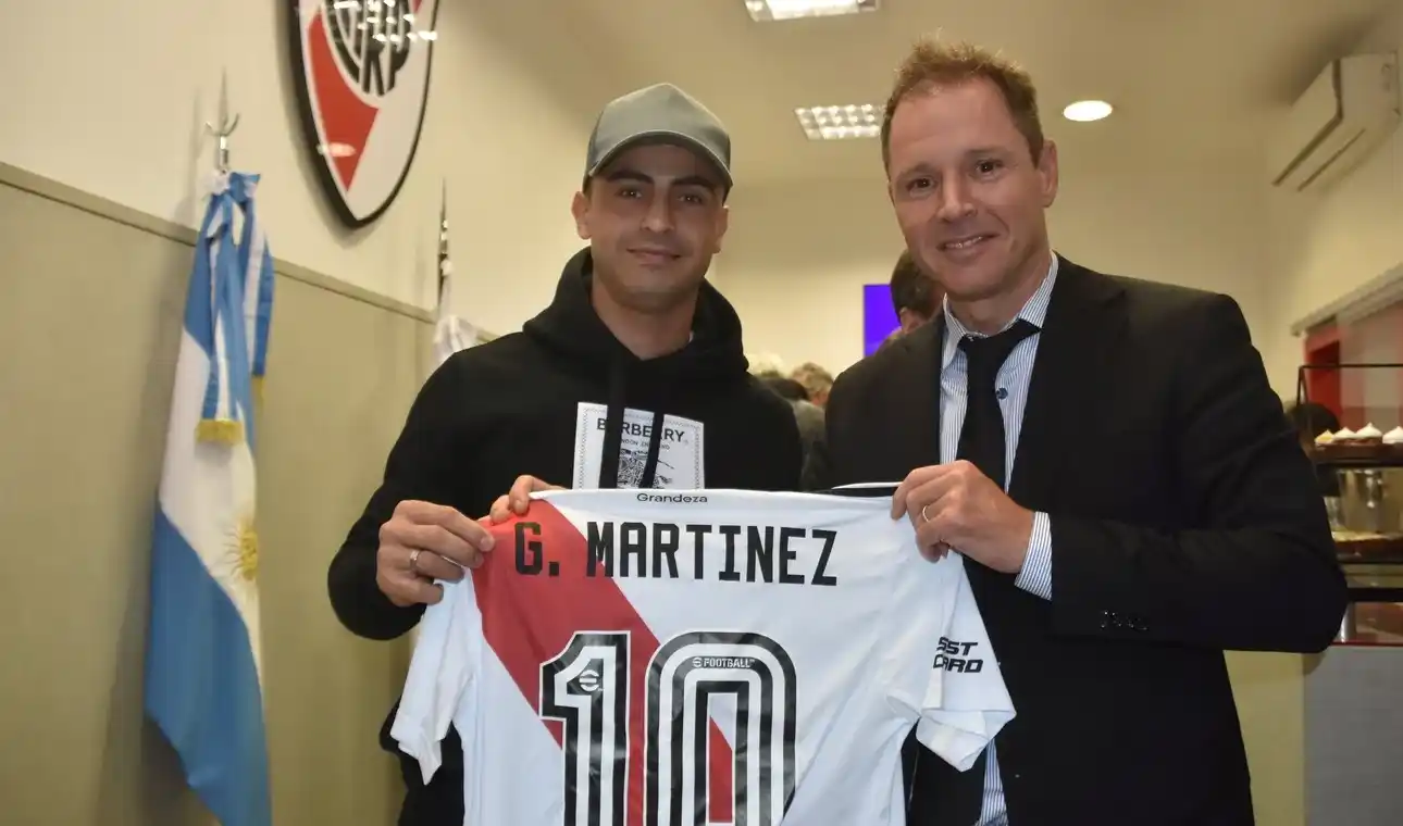 Martínez fue anunciado en las redes sociales como el quinto refuerzo de River