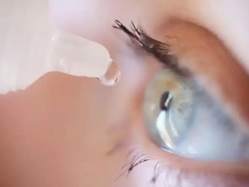 Cómo es el nuevo tratamiento en gotas para la presbicia que aprobó la FDA