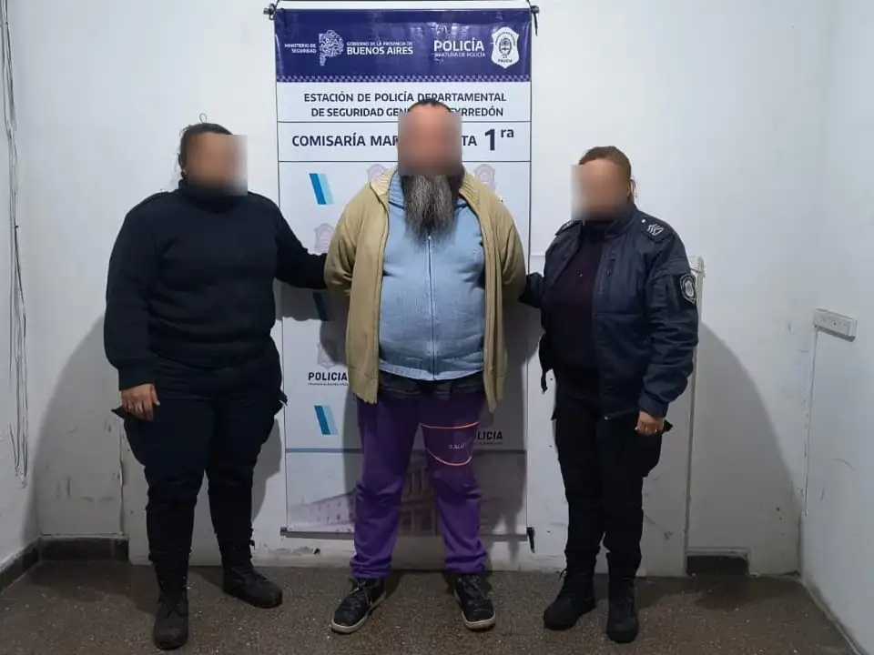 El sujeto cuenta con antecedentes por "lesiones culposas".